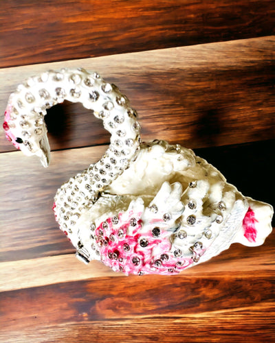 Elegantní šperkovnice "Labutí klenot" - personalizace gravírováním