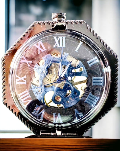 Klasické osmihranné mechanické kapesní hodinky Steampunk v černé barvě, gravírování
