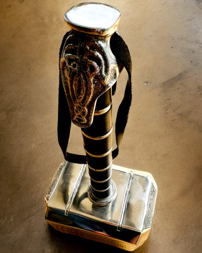 Mlátek Thora "Chief" - Ručně vyrobený řemeslný mlátek, personalizace gravírováním jako dárek