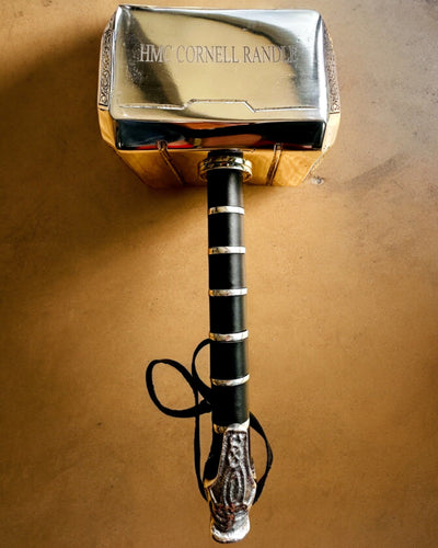 Mlátek Thora "Chief" - Ručně vyrobený řemeslný mlátek, personalizace gravírováním jako dárek