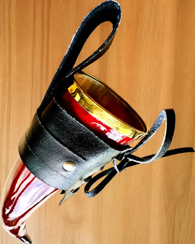 Válečnický rohový hrnek - Červený - s možností personalizace gravírováním