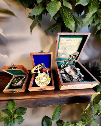 Velká Dřevěná Krabice na Kompas "Gilbert & Sons" s Možností Gravírování