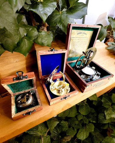 Velká Dřevěná Krabice na Kompas "Gilbert & Sons" s Možností Gravírování