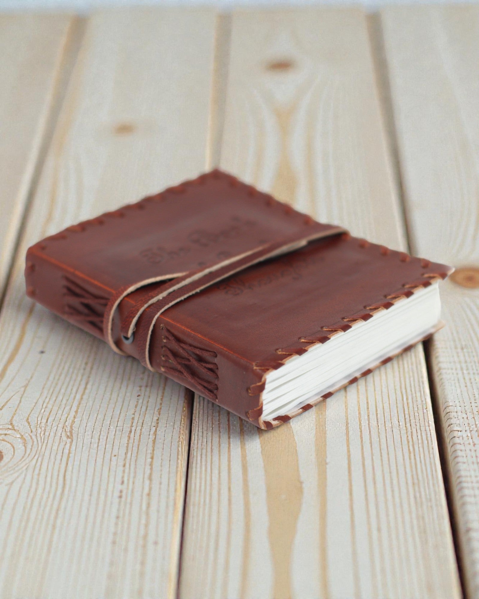 Liber Mentis – Skórzany Notatnik Księga Myśli z Owijanym Paskiem