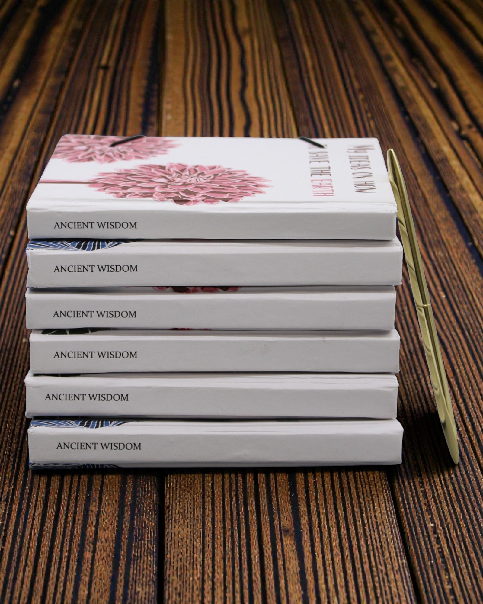 Flowers Together – malý zápisník s páskem a kokosovým knoflíkem 18 × 12,5 cm, 200 stran