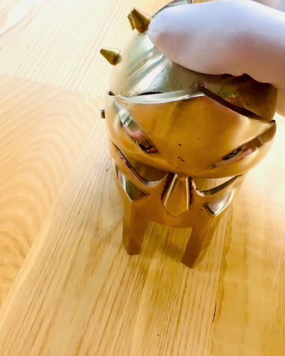 Gladiátorská Rytířská Maska "Sparta" - možnost personalizace gravírováním