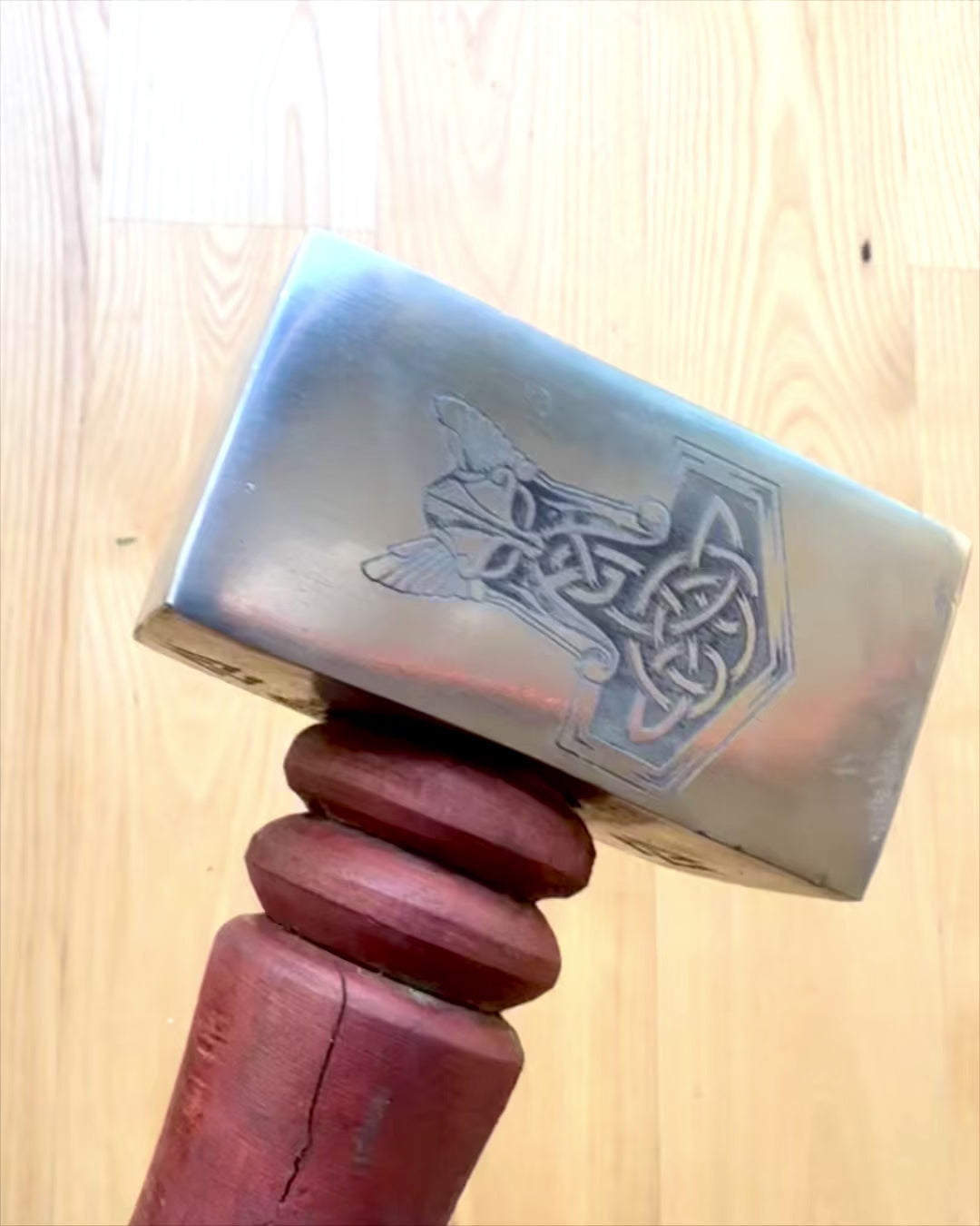Młot Mjölnir Skaldów – 33 cm, Ručně Kovaný Mlat Vikingů s Možností Gravírování
