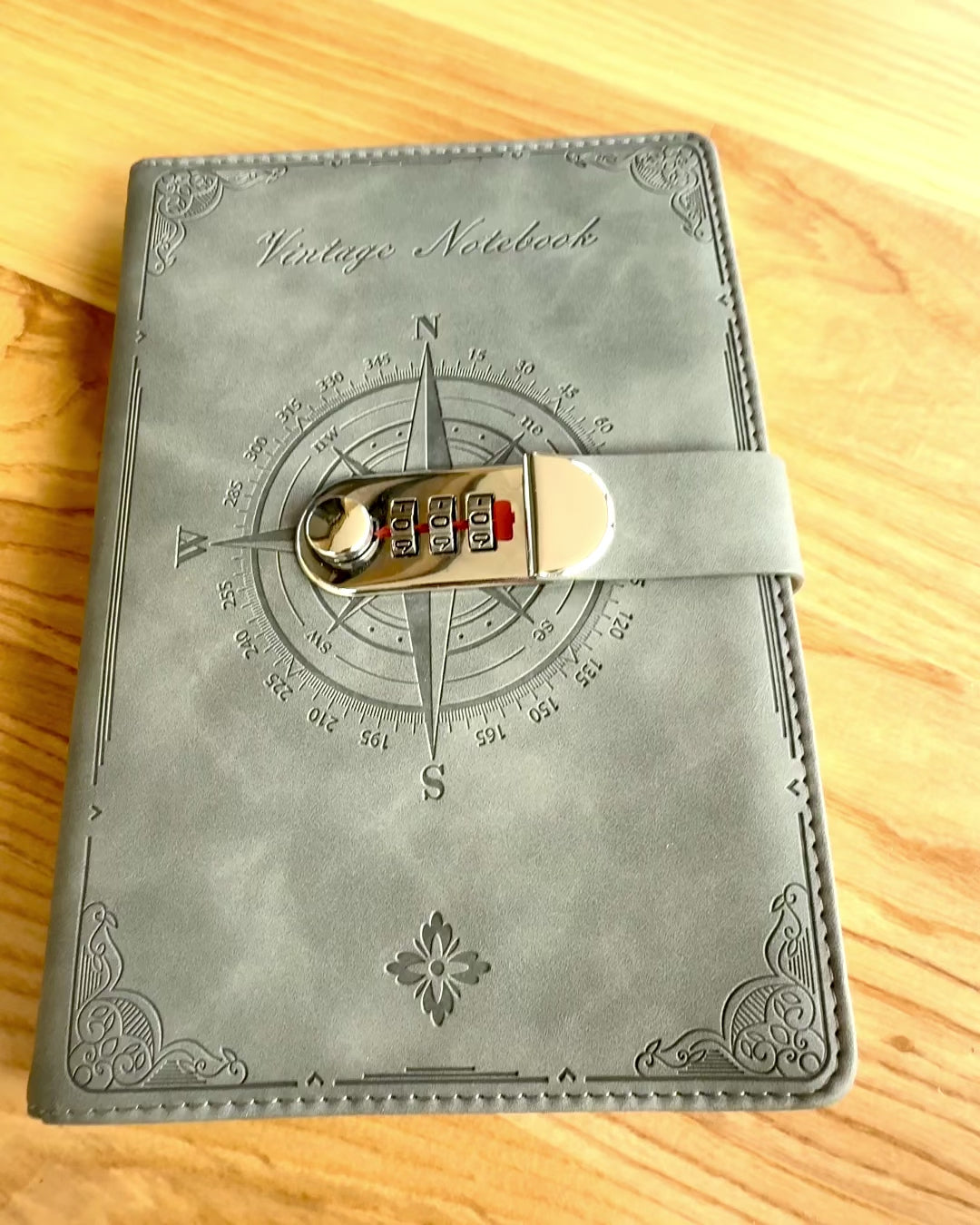 Tajný zápisník A5 Vintage se zámkem na kód - Vyberte si svůj styl, personalizace gravírováním jako dárek