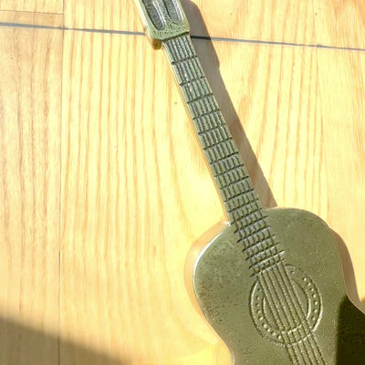 Kovová dekorativní kytara MUS-20 s možností personalizace gravírováním
