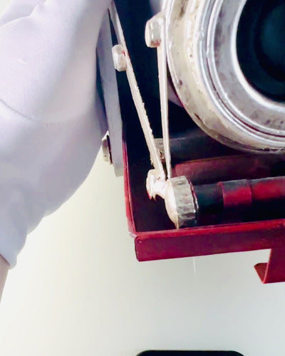 Vintage Vision: Dekorativní Retro Kamera s Možností Gravírování