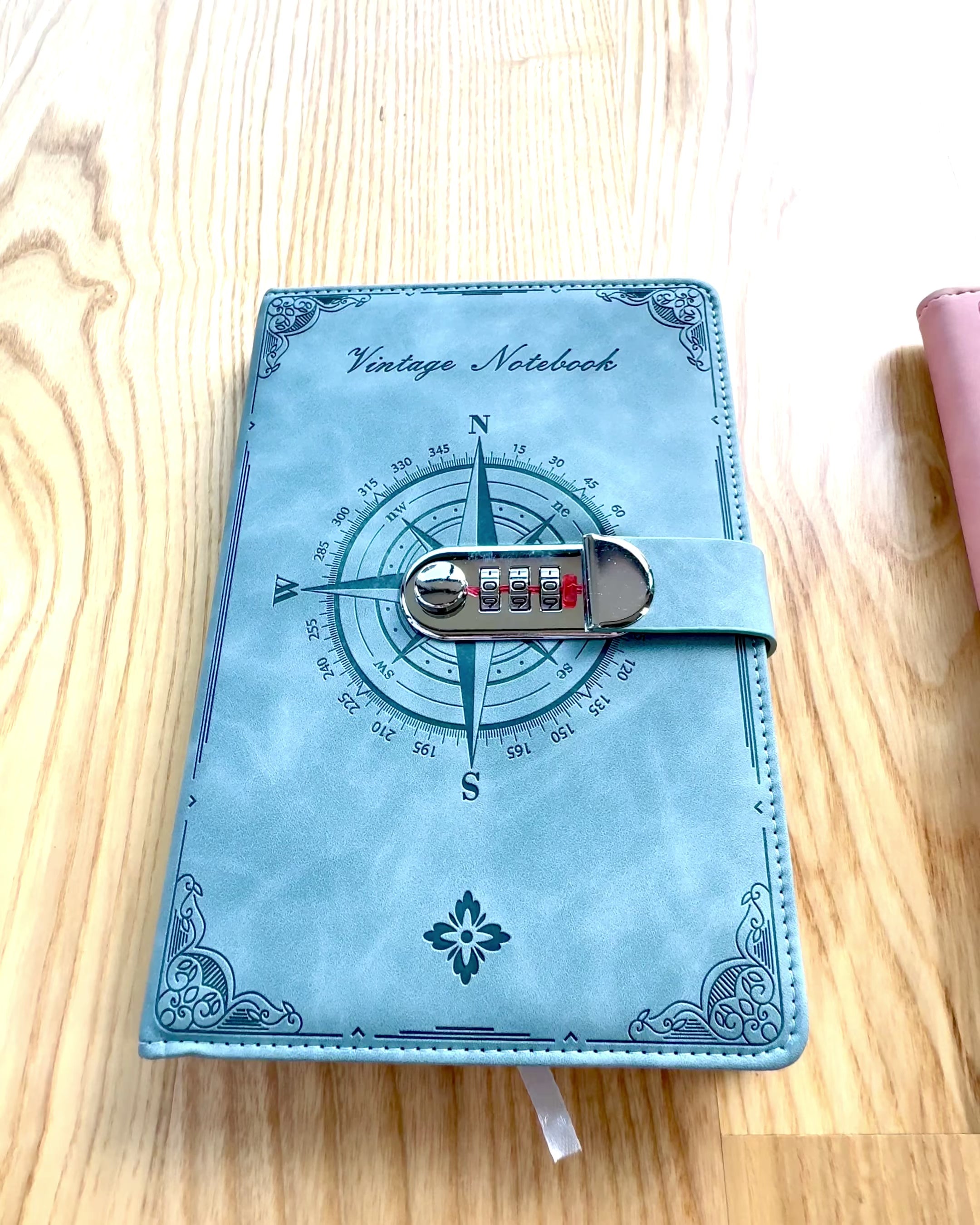 Tajný zápisník A5 Vintage se zámkem na kód - Vyberte si svůj styl, personalizace gravírováním jako dárek