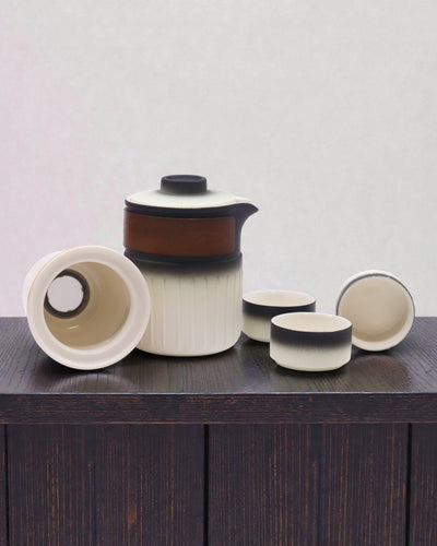 Cesta tří přátel – turistická keramická souprava s konvičkou a 3 šálky