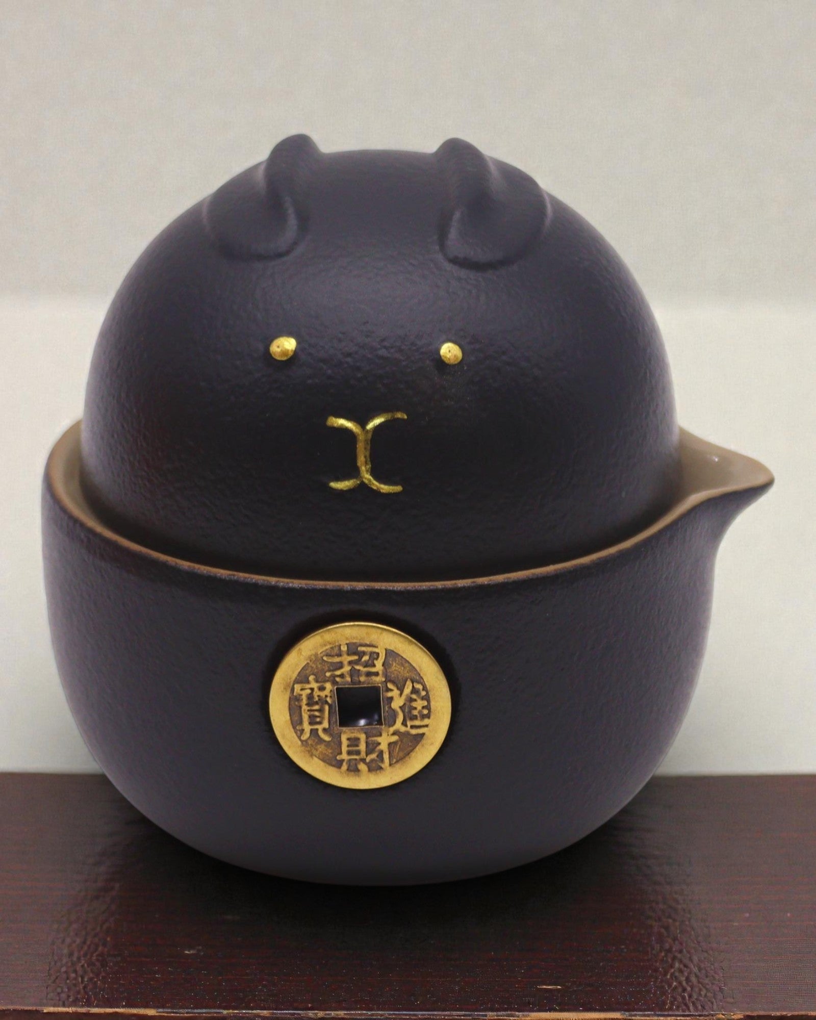 Černá kočka štěstí – čajová sada se 2 šálky (černá)