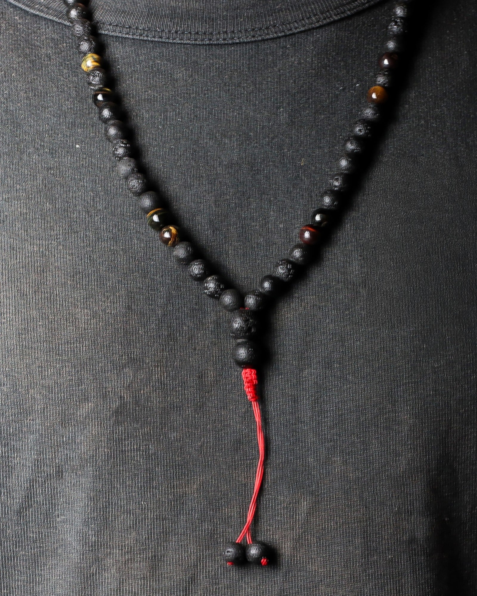 Naszyjnik Esencja Wulkanu – Osobista Transformacja